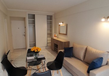 VENTA MONOAMBIENTE CON  BALCON SALIENTE- CENTRO-