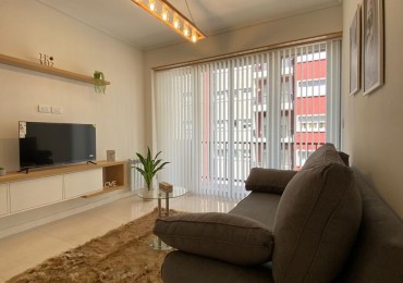 VENTA TRES AMBIENTES CON BALCON Y VISTA LATERAL AL MAR !! - BS AS 2200-