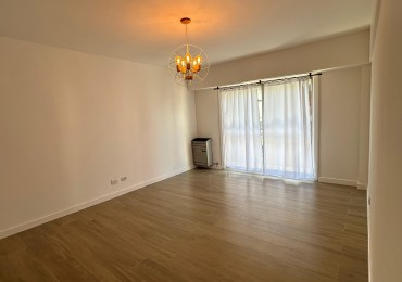 VENTA 3 AMBIENTES A LA CALLE CON BALCON - MACROCENTRO-