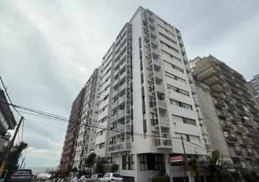 VENTA 3 AMBIENTES CON BALCON Y COCHERA- LA PERLA-