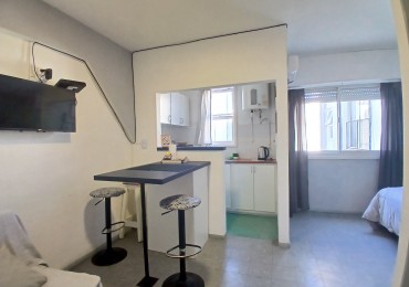 VENTA MONOAMBIENTE CON COCHERA - PLAZA COLON -