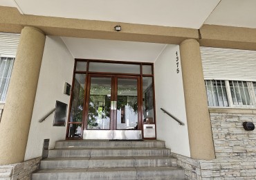 VENTA 2 AMBIENTES CON DEPENDENCIA Y VISTA LATERAL AL MAR - LA PERLA-