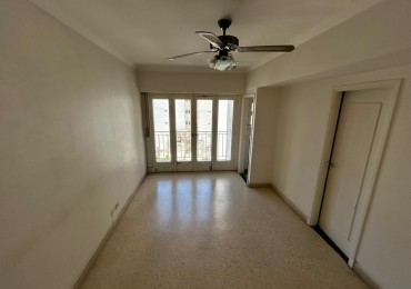 MONOAMBIENTE A LA CALLE CON BALCON - CENTRO - 